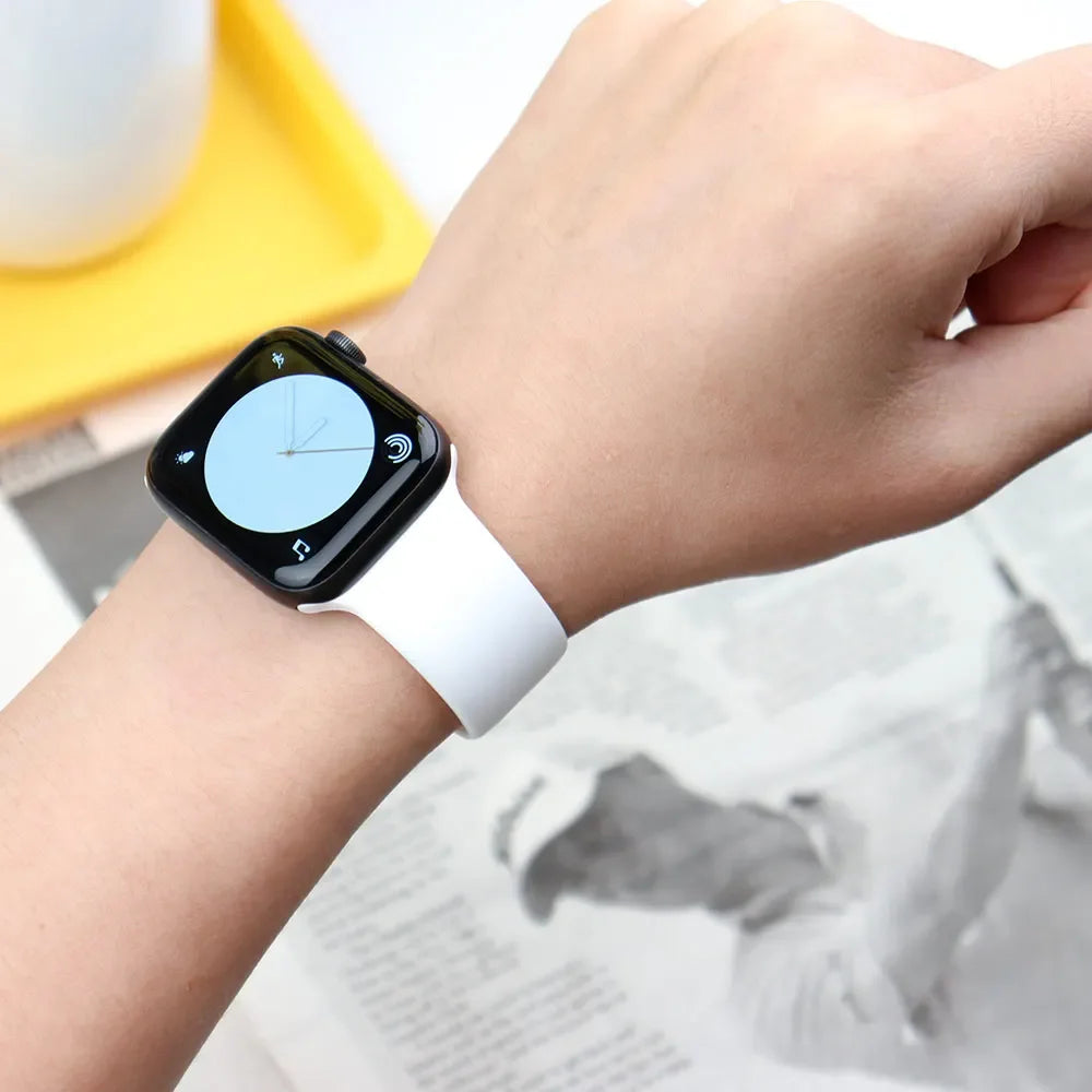 Apple Watch Silicone Sport Band – All Sizes Compatible (38–49mm)